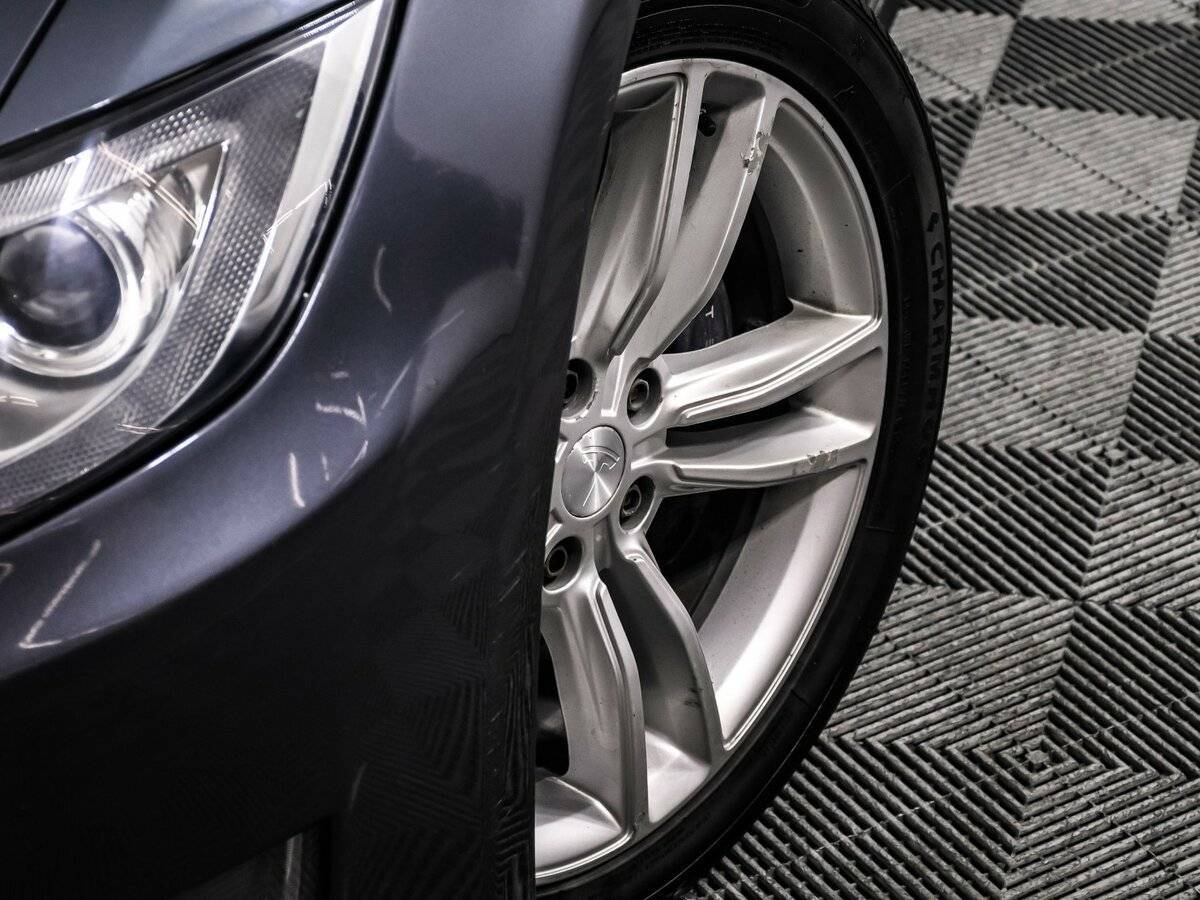 Tesla Model S P85+, 2013 Фото №14