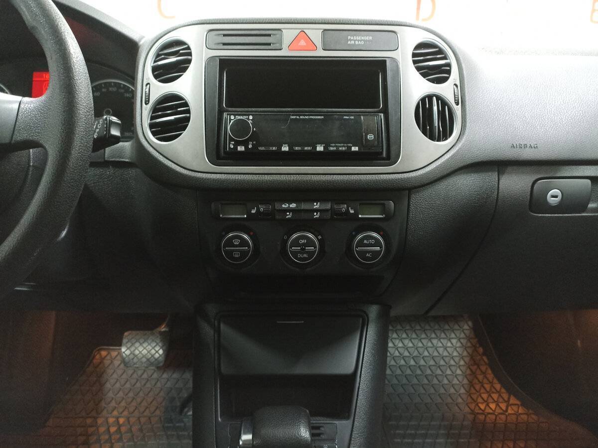 Volkswagen Tiguan, 2009 Фото №15