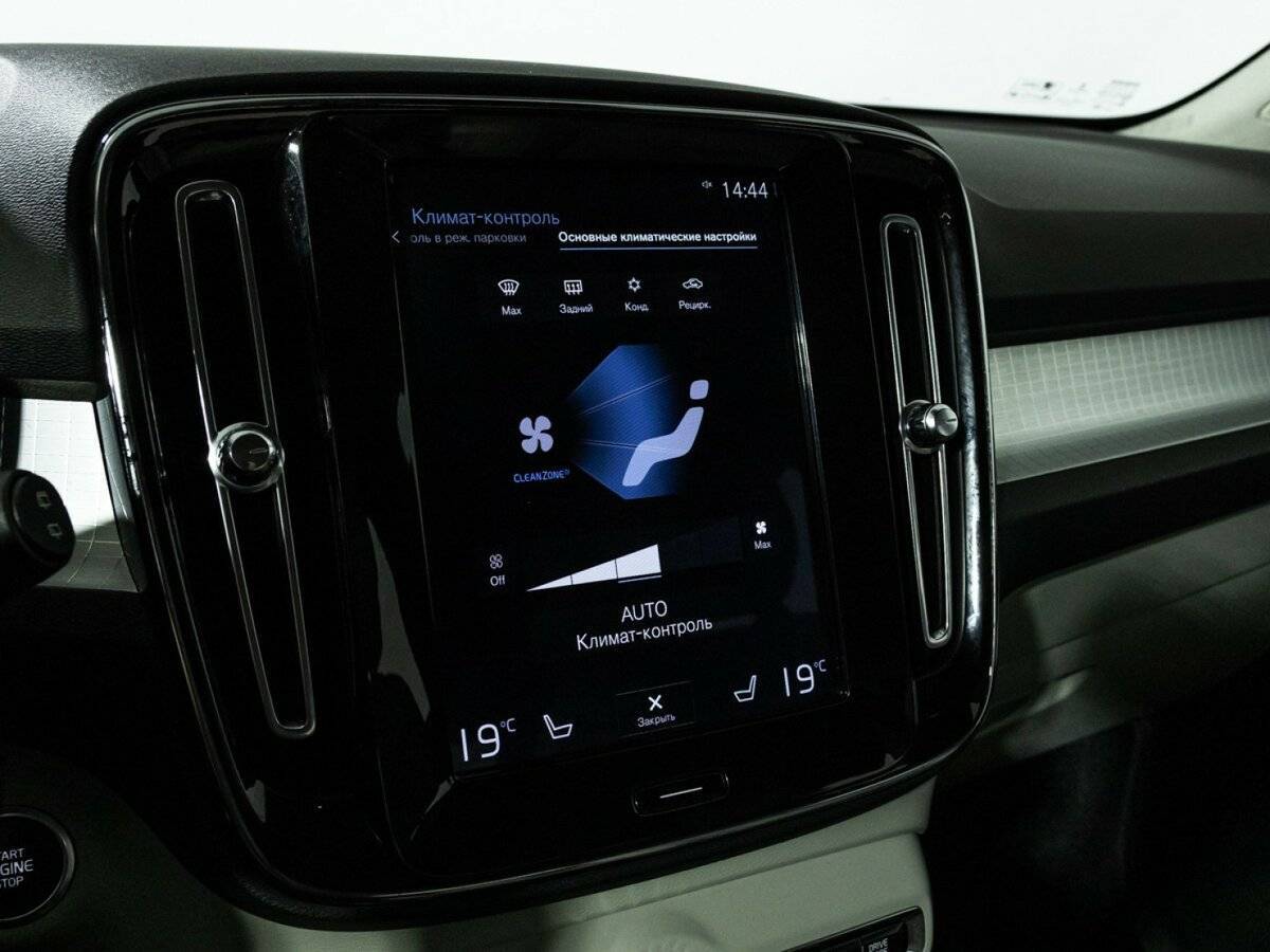 Volvo XC40, 2018 Фото №18