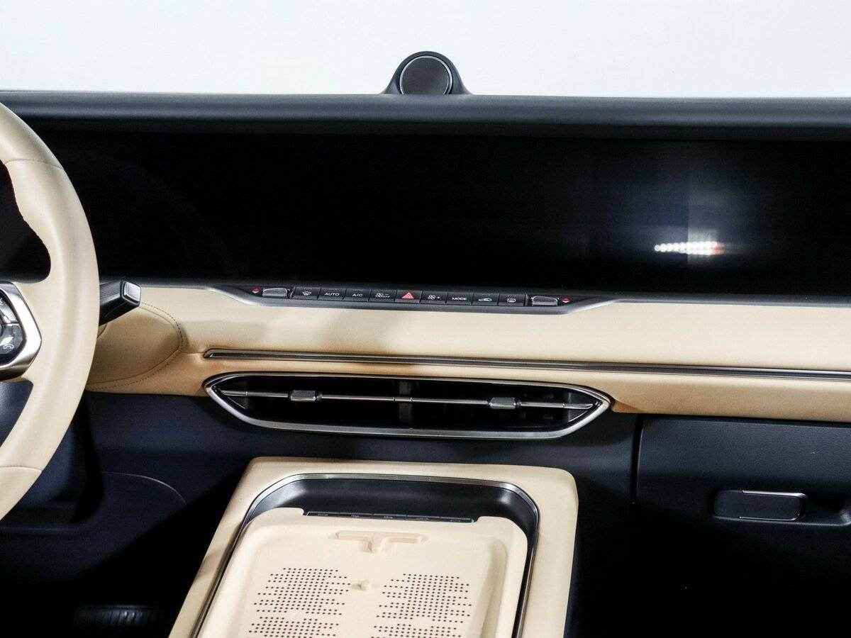 Voyah Free, 2023 Фото №13