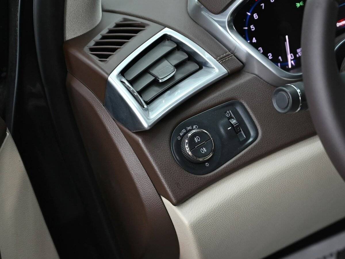 Cadillac SRX, 2013 - 143 000 км. | Фото №7