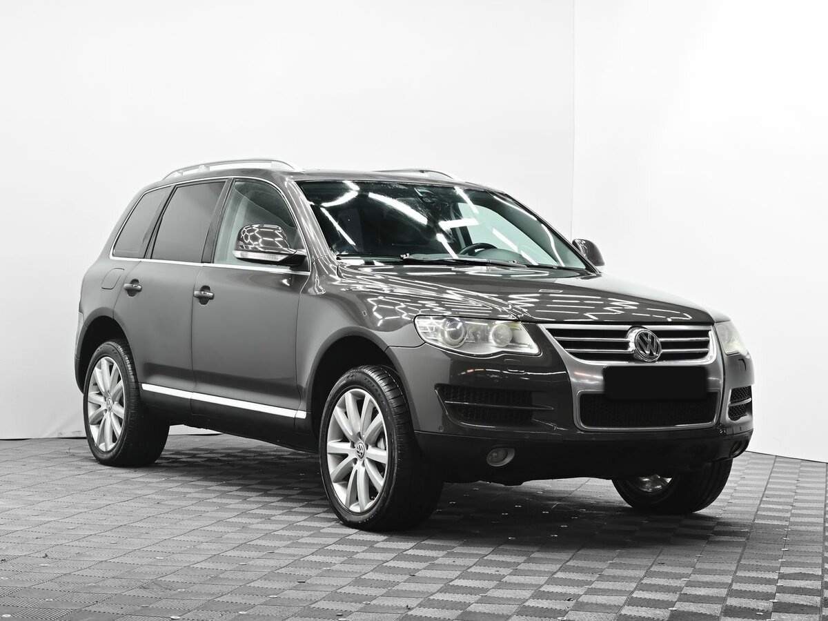 Volkswagen Touareg, 2010 - 174 000 км. | Фото №2