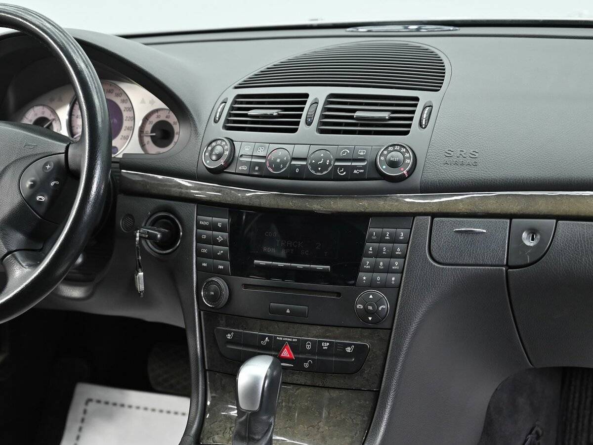 Mercedes-Benz E-Класс 200, 2004 Фото №10