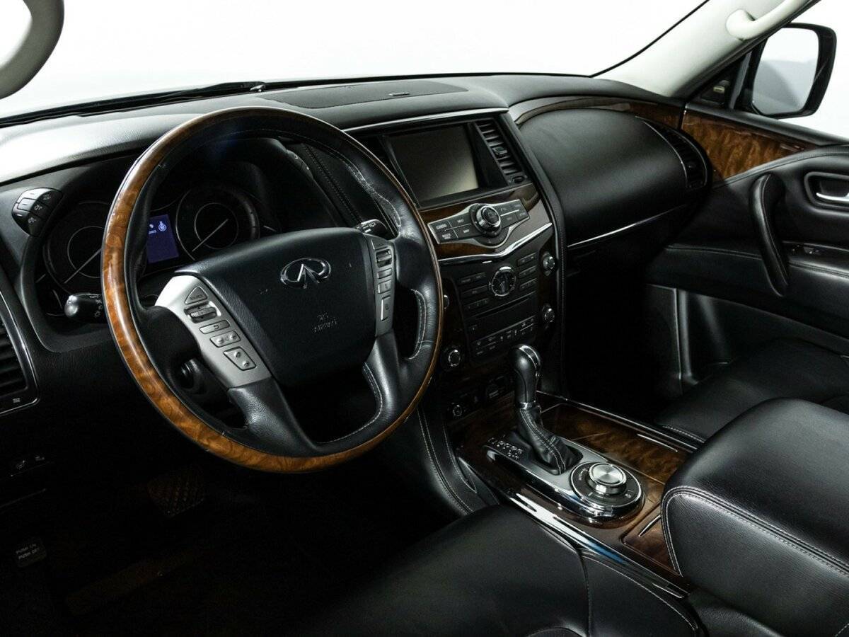 Infiniti QX80, 2017 Фото №9