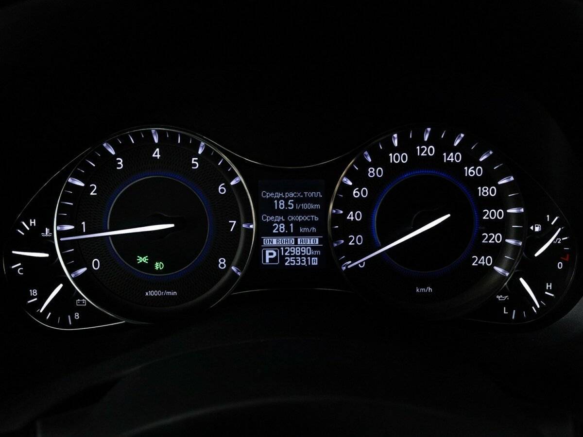 Infiniti QX80, 2017 Фото №10