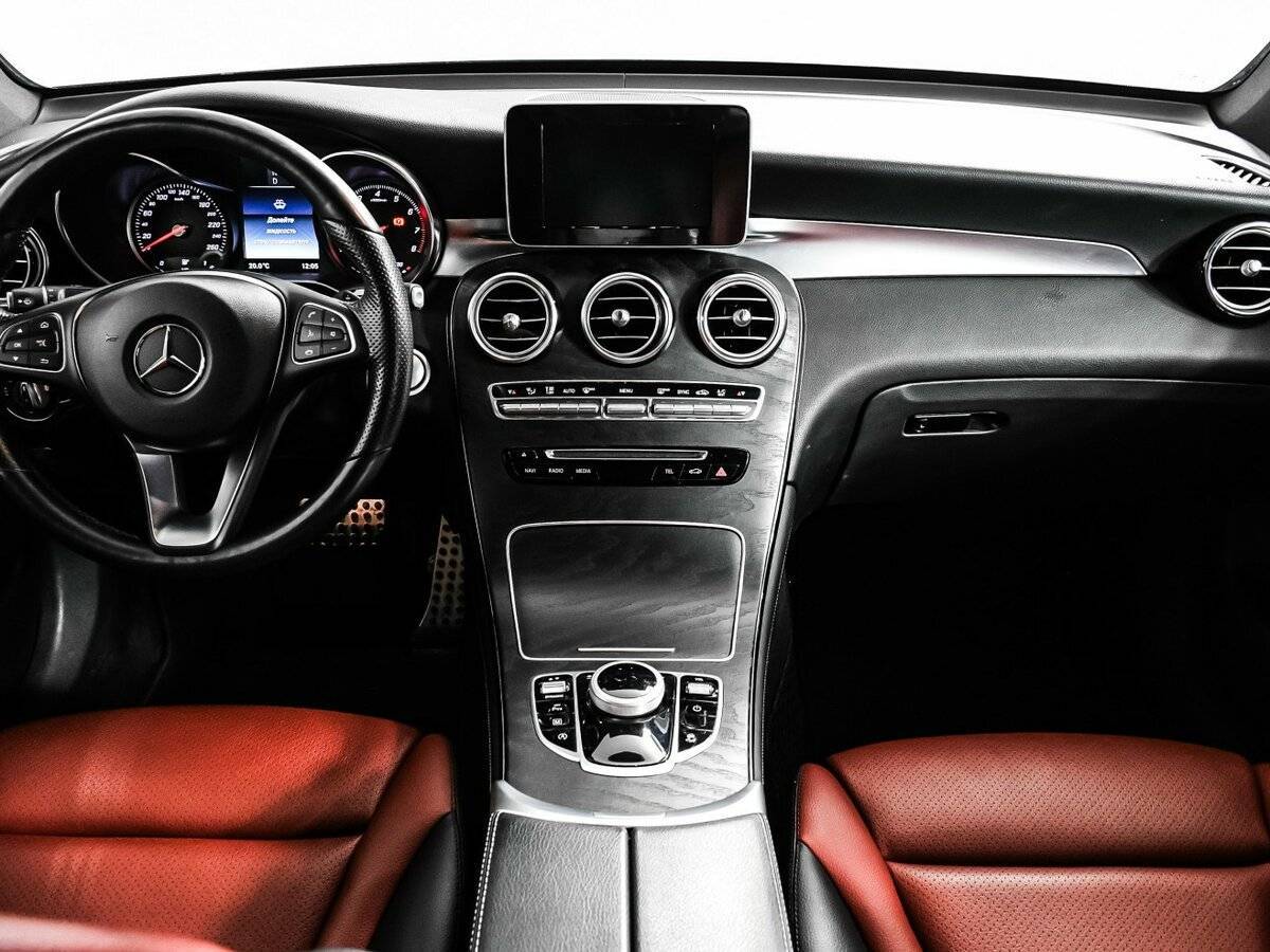 Mercedes-Benz GLC Coupe 250, 2017 Фото №11