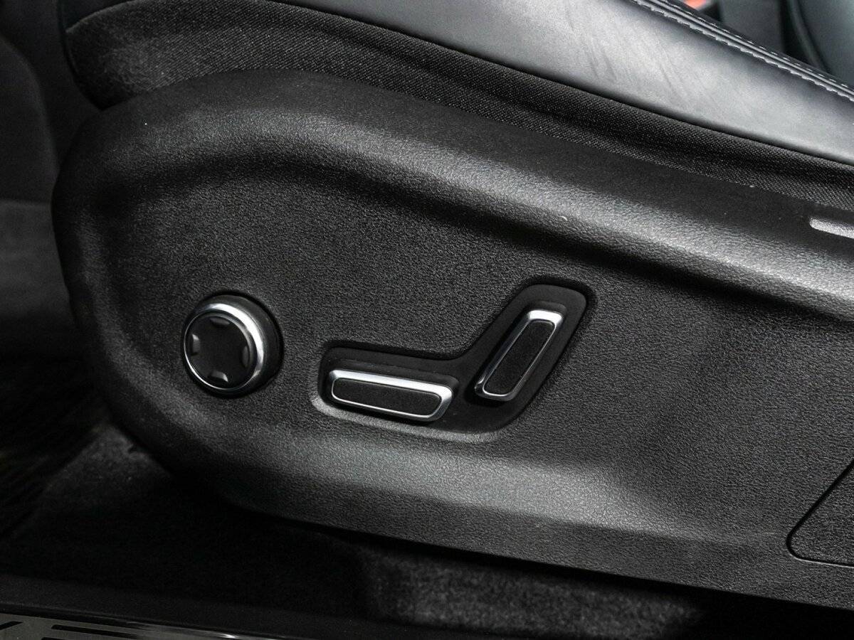 Geely Monjaro, 2023 Фото №18