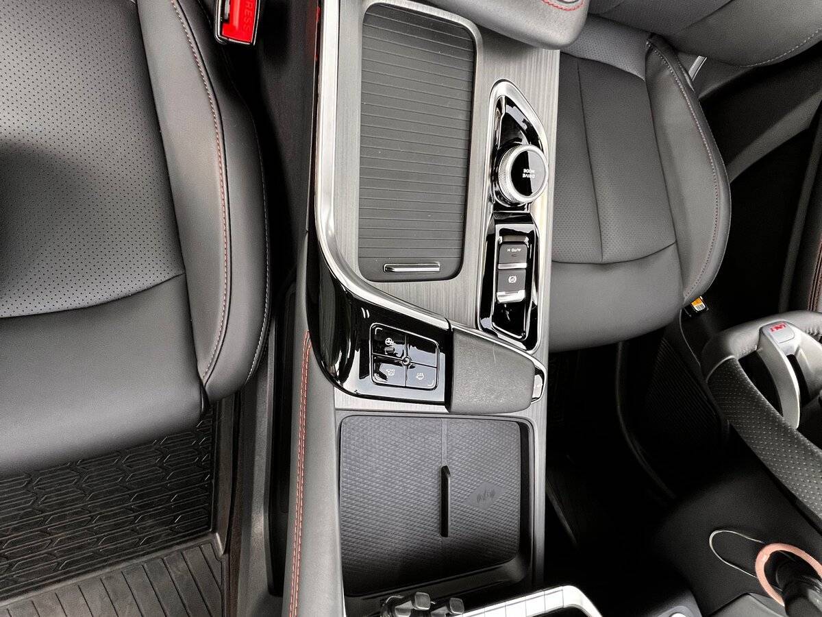 Changan UNI-T, 2023 Фото №10