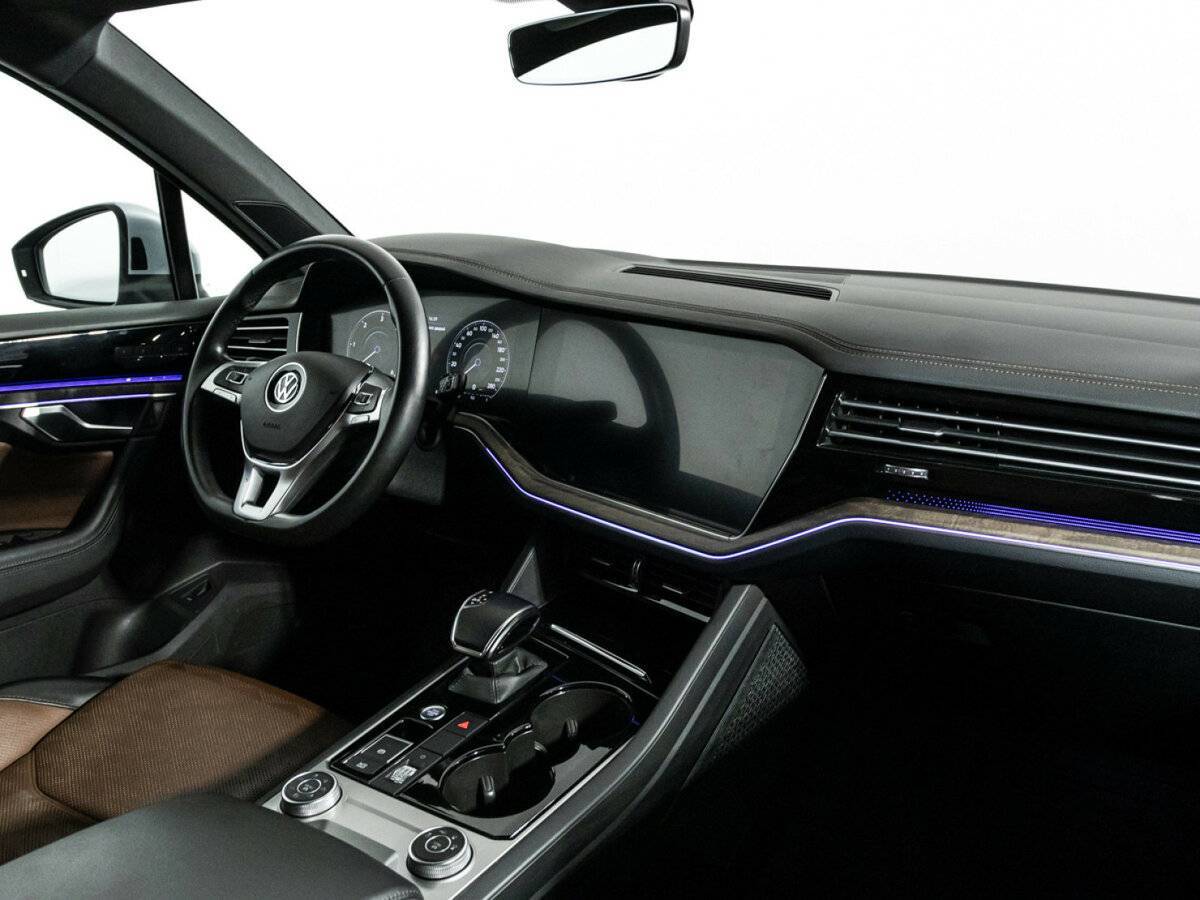 Volkswagen Touareg, 2020 Фото №9