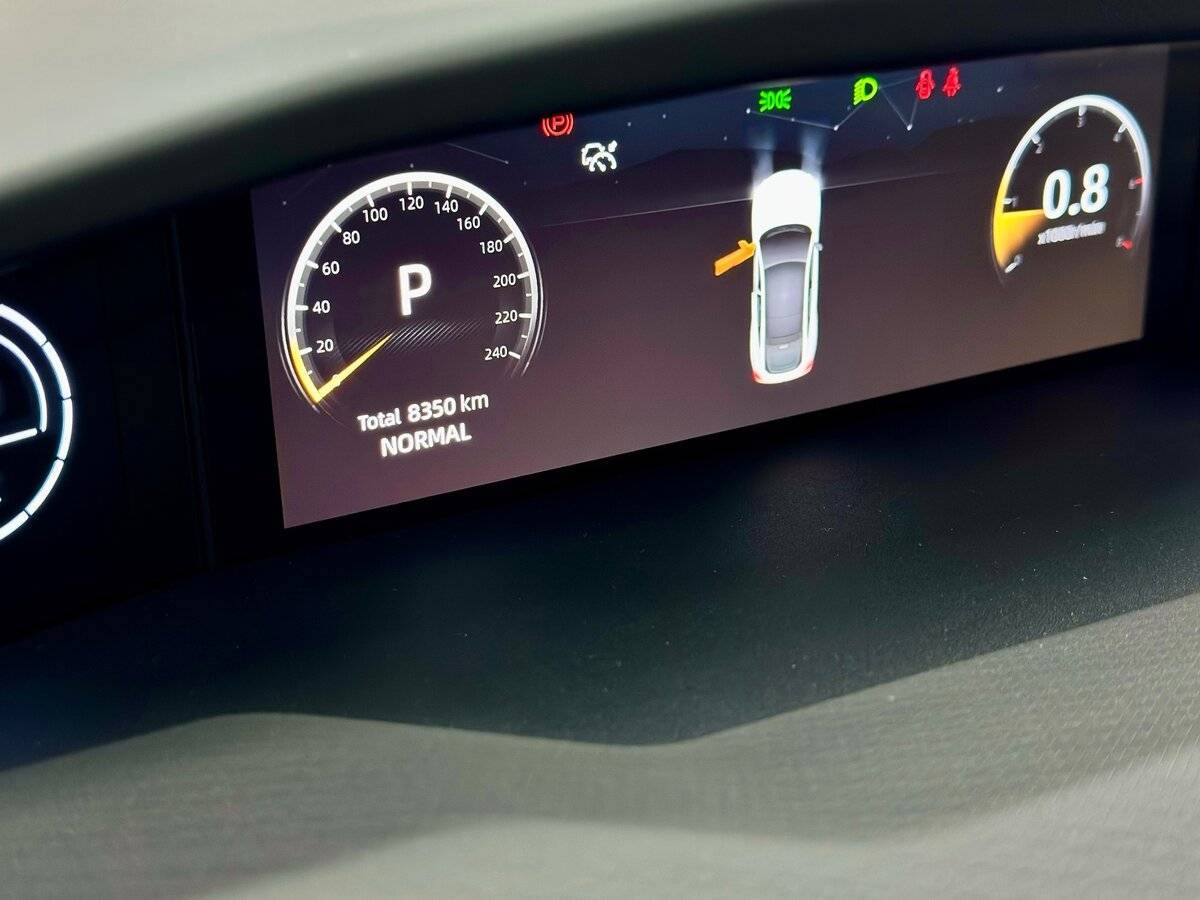 Changan UNI-V, 2024 Фото №9