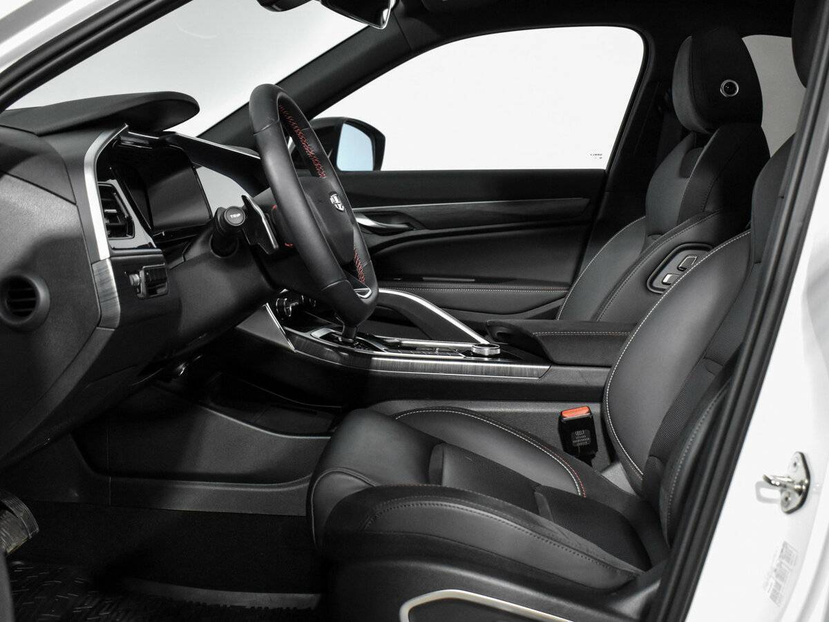 Geely Tugella, 2024 Фото №11