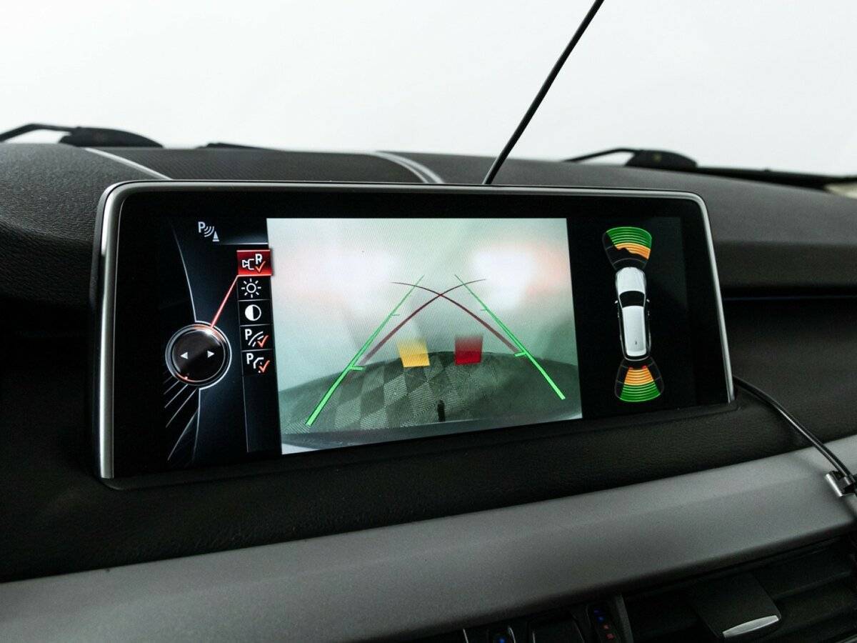 BMW X5 35i, 2015 Фото №16