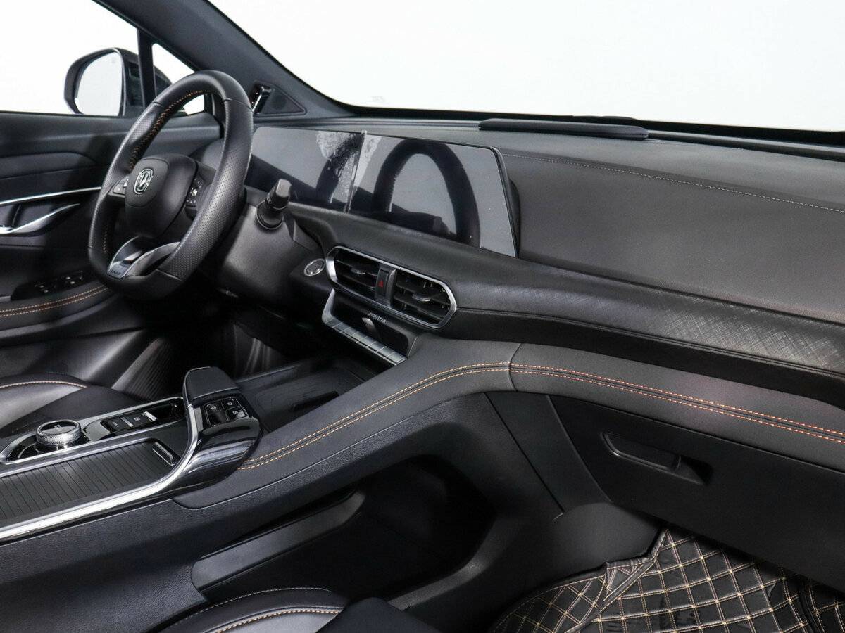 Changan UNI-T, 2022 Фото №9