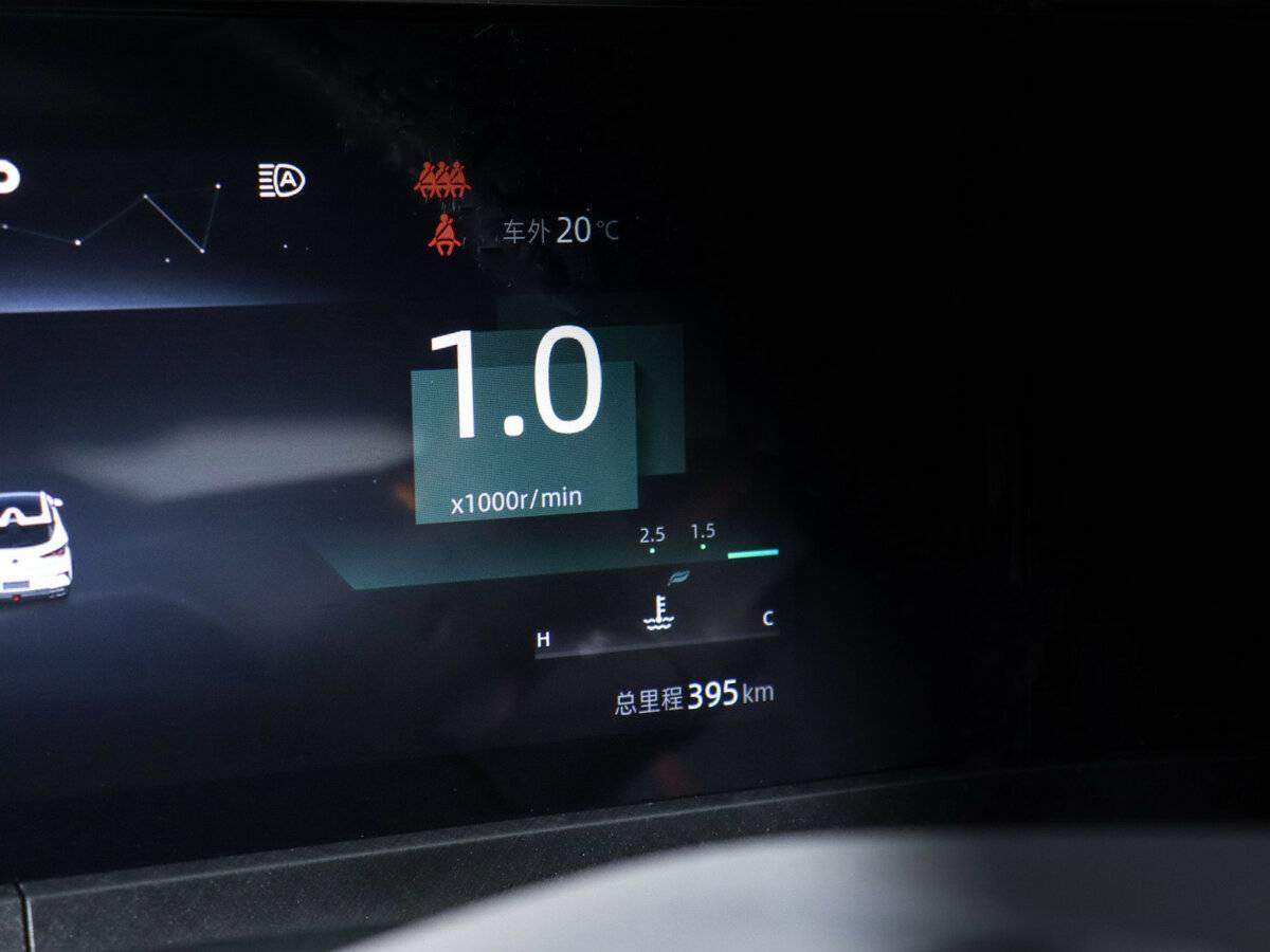 Changan UNI-T, 2022 Фото №11