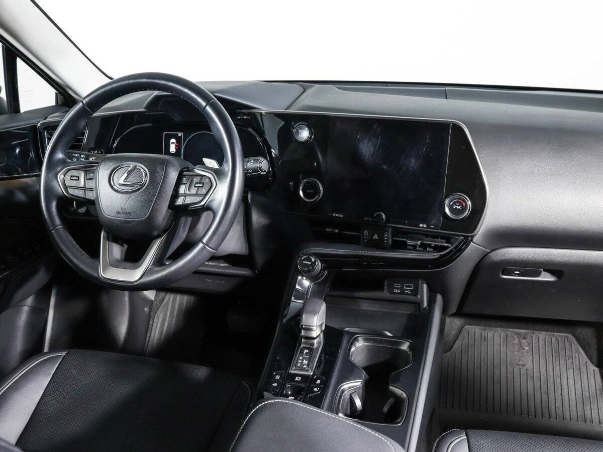 Lexus NX 250, 2021 Фото №12