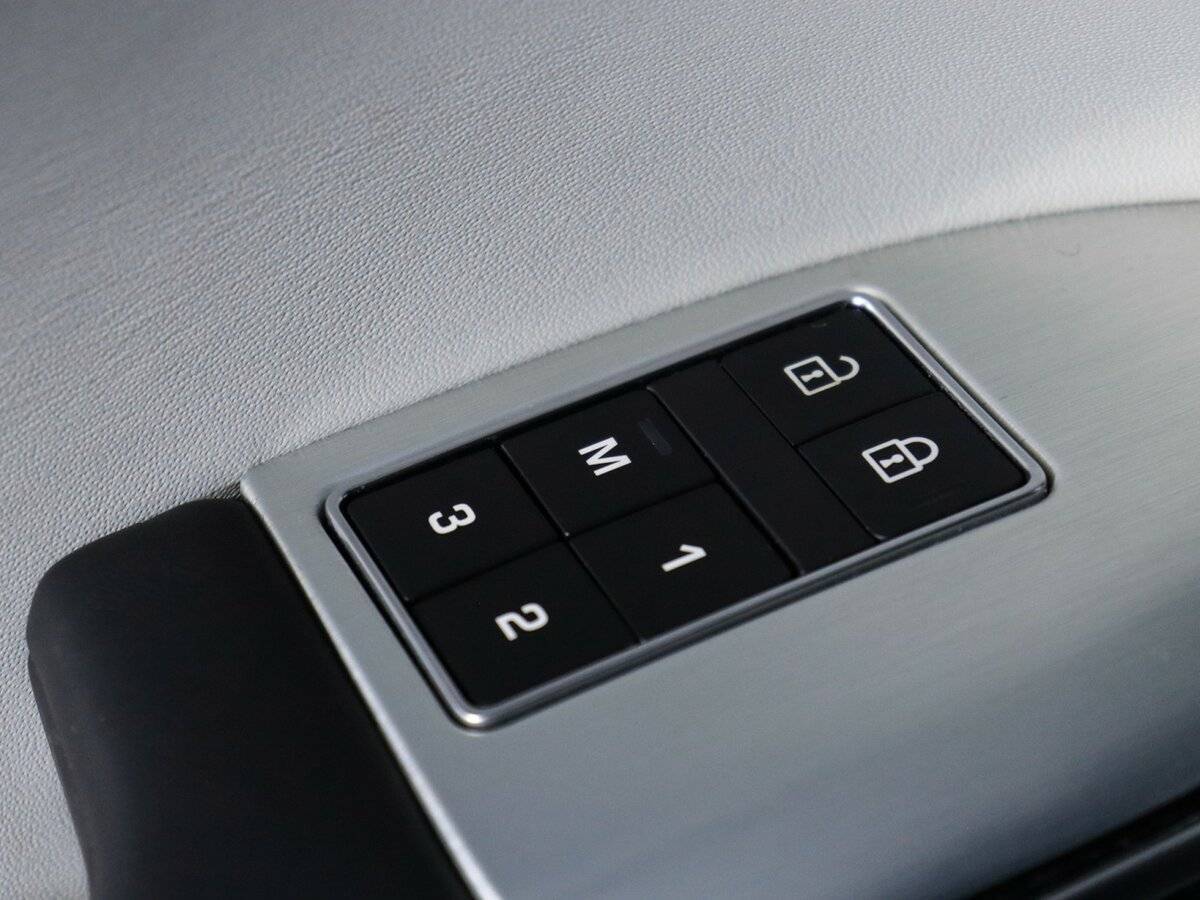 Land Rover Range Rover Sport SVR, 2021 Фото №26