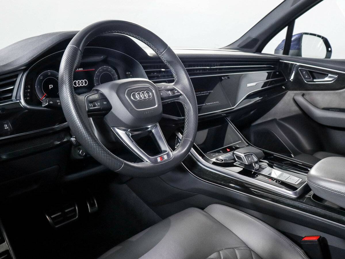 Audi Q7 45 TDI, 2021 Фото №14