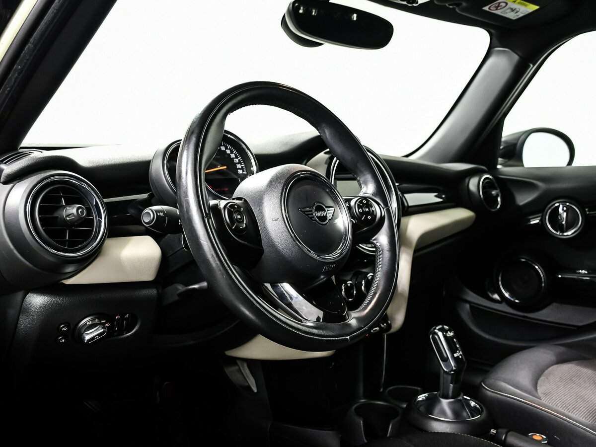 Mini Hatch Cooper, 2020 Фото №13