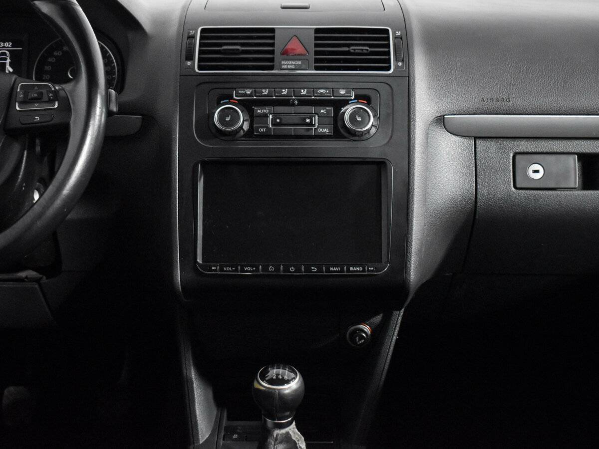 Volkswagen Touran, 2010 Фото №14