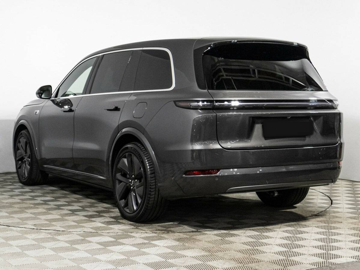 Lixiang L9 44.5 kWh, 2023 - 11 900 км. | Фото №6