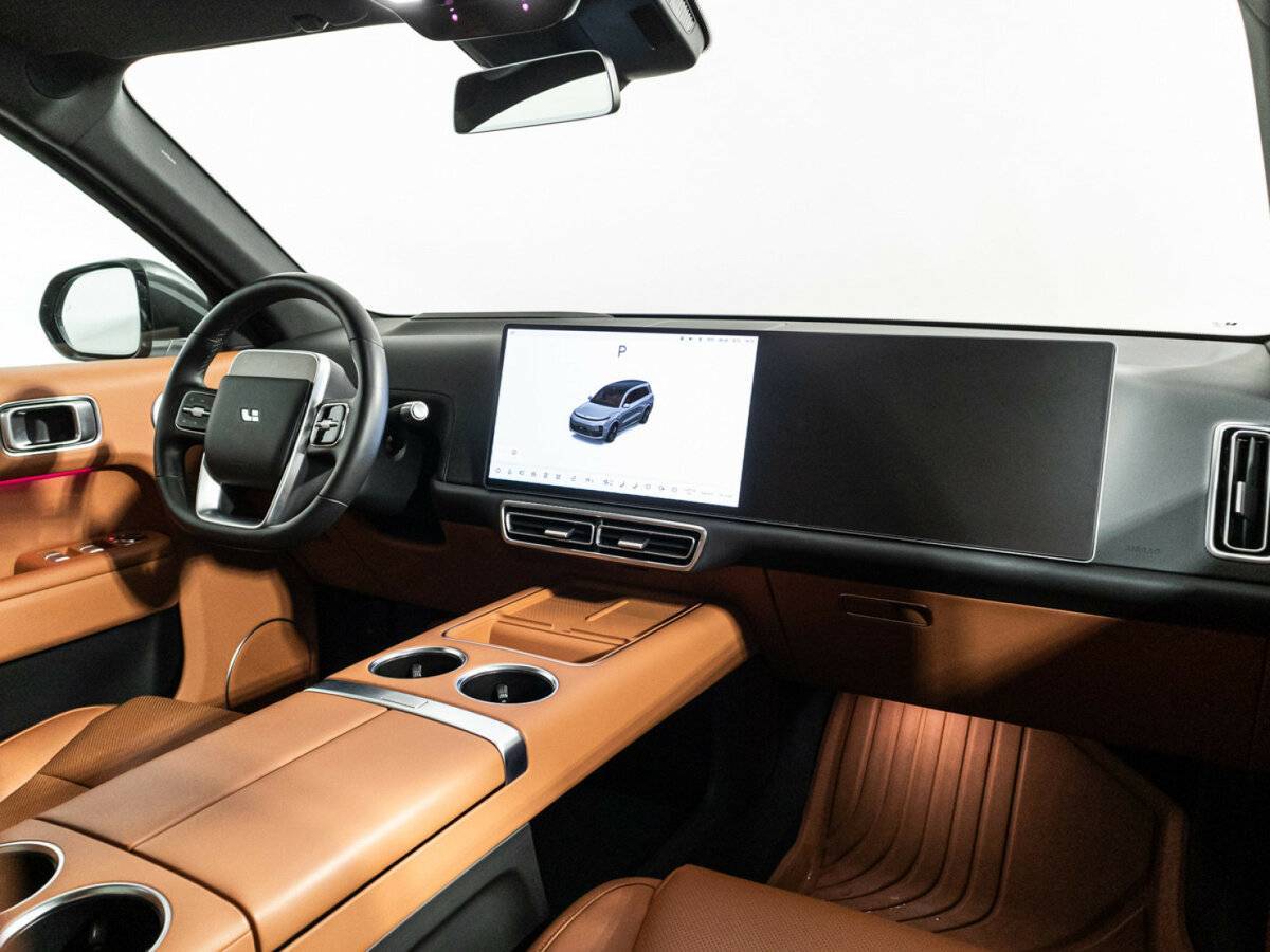 Lixiang L9 44.5 kWh, 2023 - 11 900 км. | Фото №8