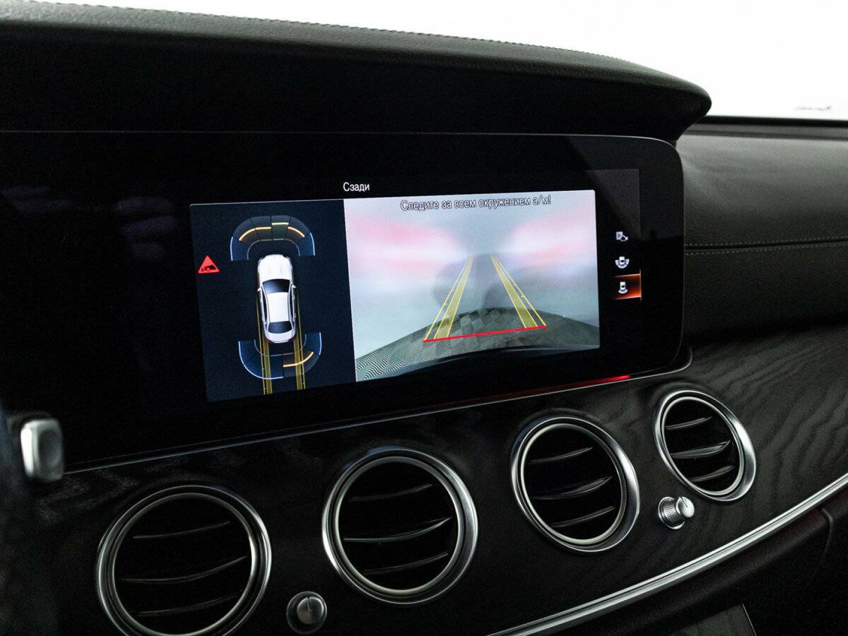 Mercedes-Benz E-Класс 200, 2021 Фото №17