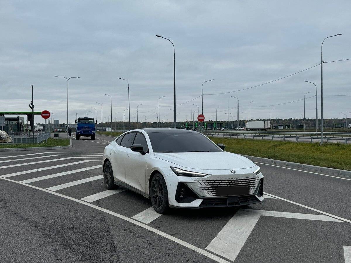 Changan UNI-V, 2023 - 36 400 км. | Фото №4