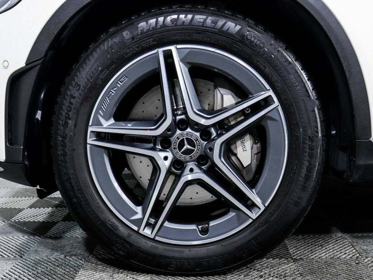 Mercedes-Benz GLC Coupe 300, 2019 Фото №13