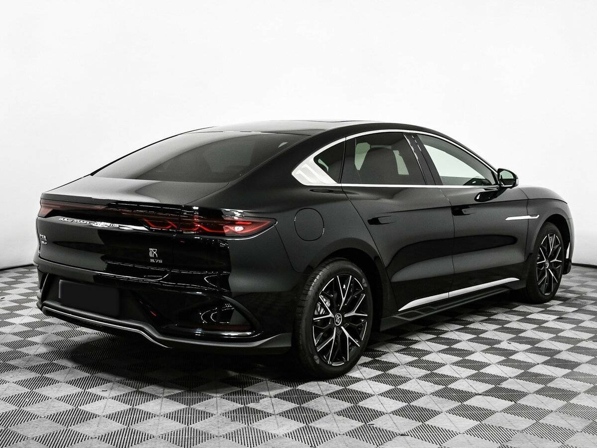 BYD Han DM-p, 2022 - 3 202 км. | Фото №5