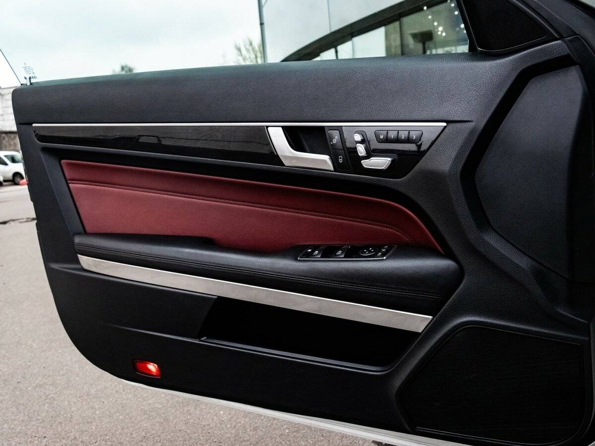 Mercedes-Benz E-Класс 200, 2013 Фото №26