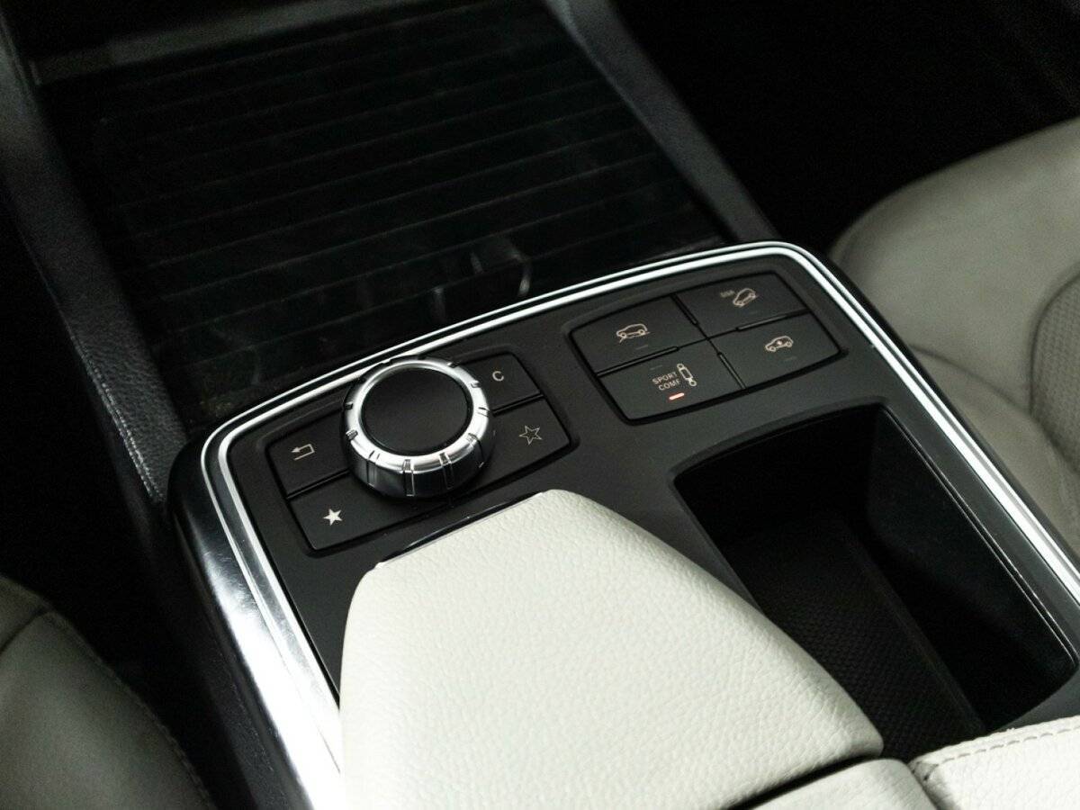 Mercedes-Benz GL-Класс 350 CDI BlueTEC, 2014 Фото №20