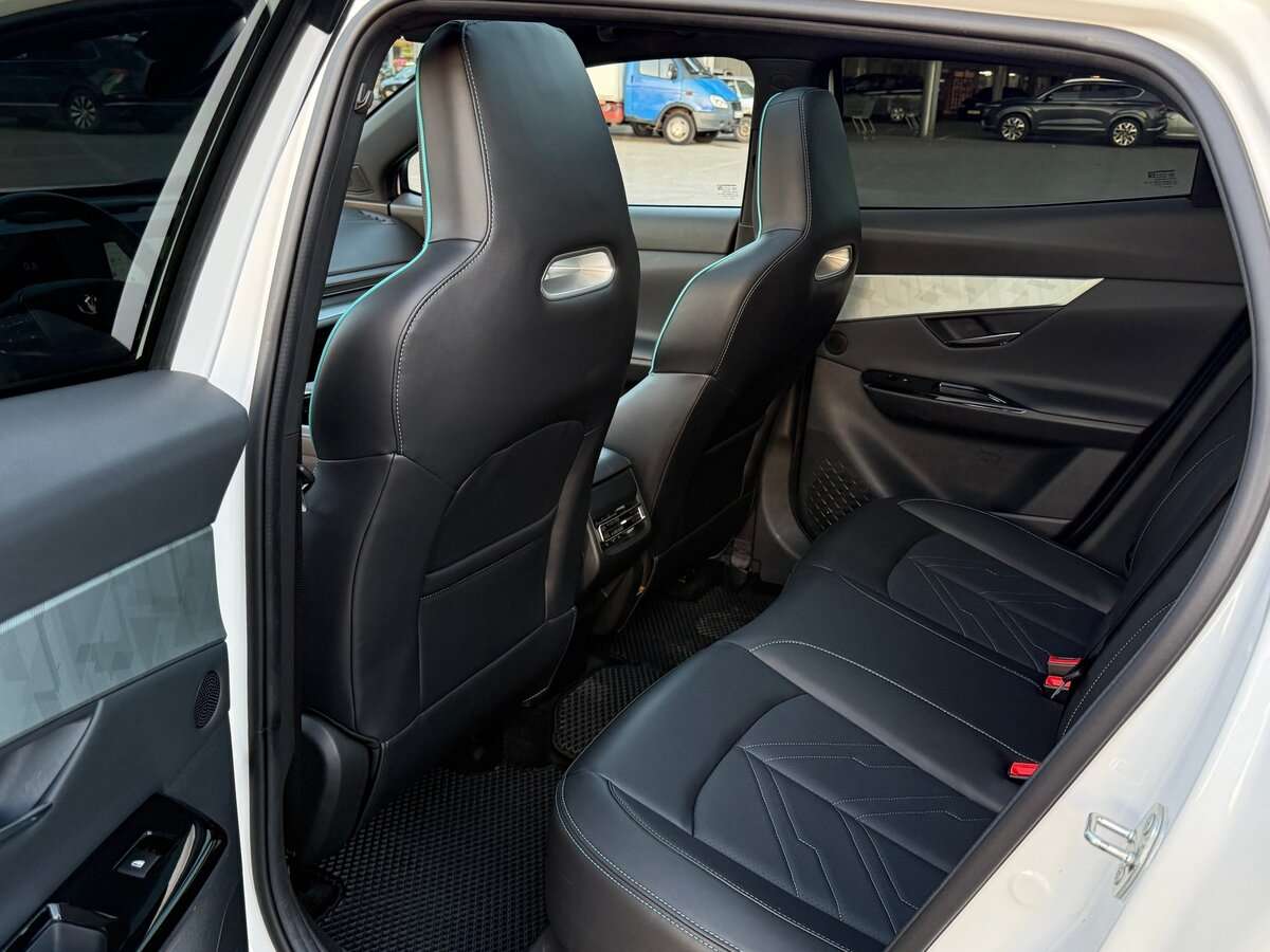 Changan UNI-T, 2023 Фото №32