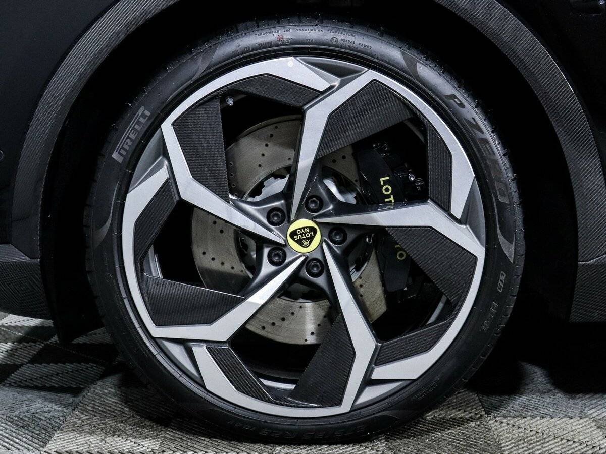 Lotus Eletre R, 2023 Фото №15