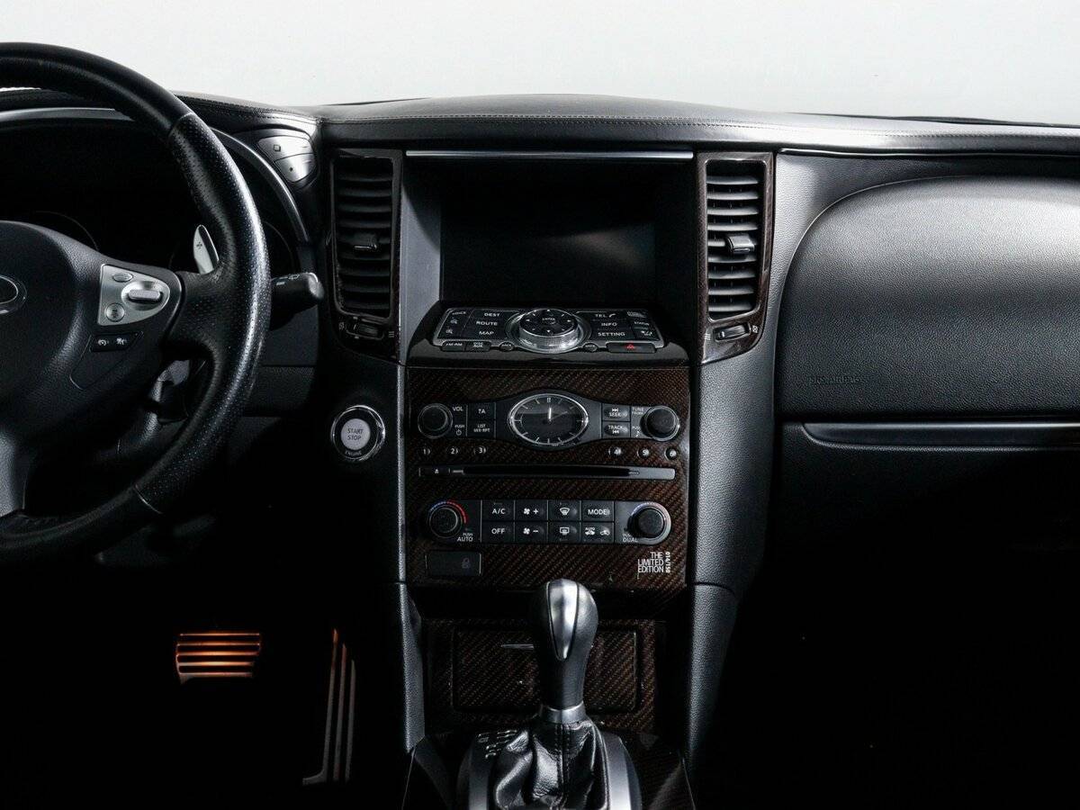 Infiniti FX37, 2010 Фото №10