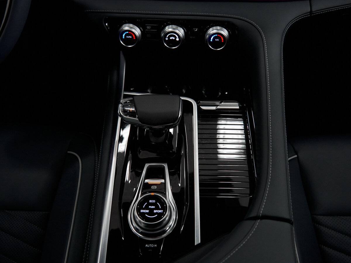 Changan CS95, 2024 Фото №20