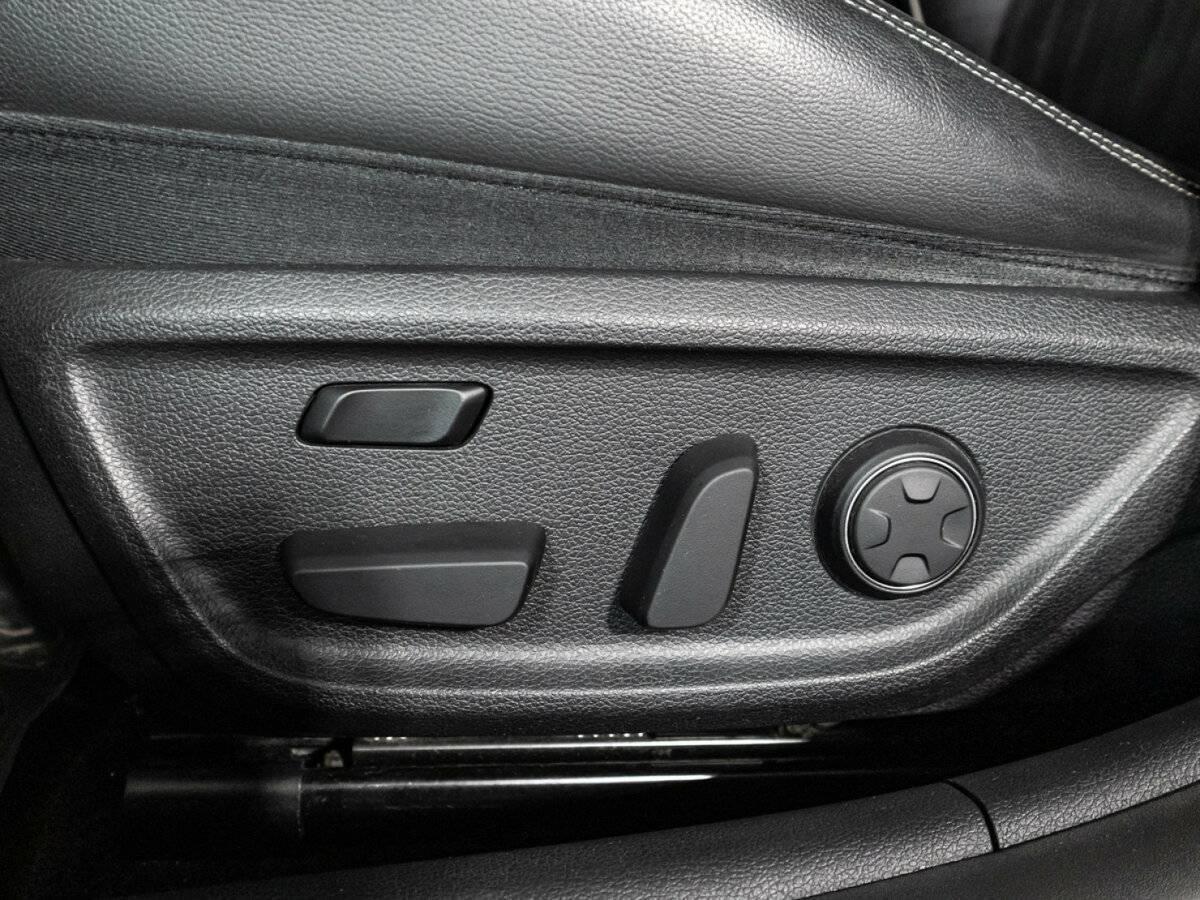 Genesis G70, 2019 Фото №16