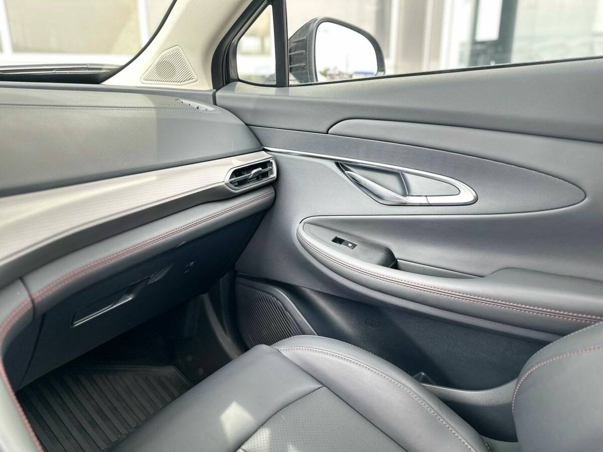 Changan UNI-T, 2024 Фото №17