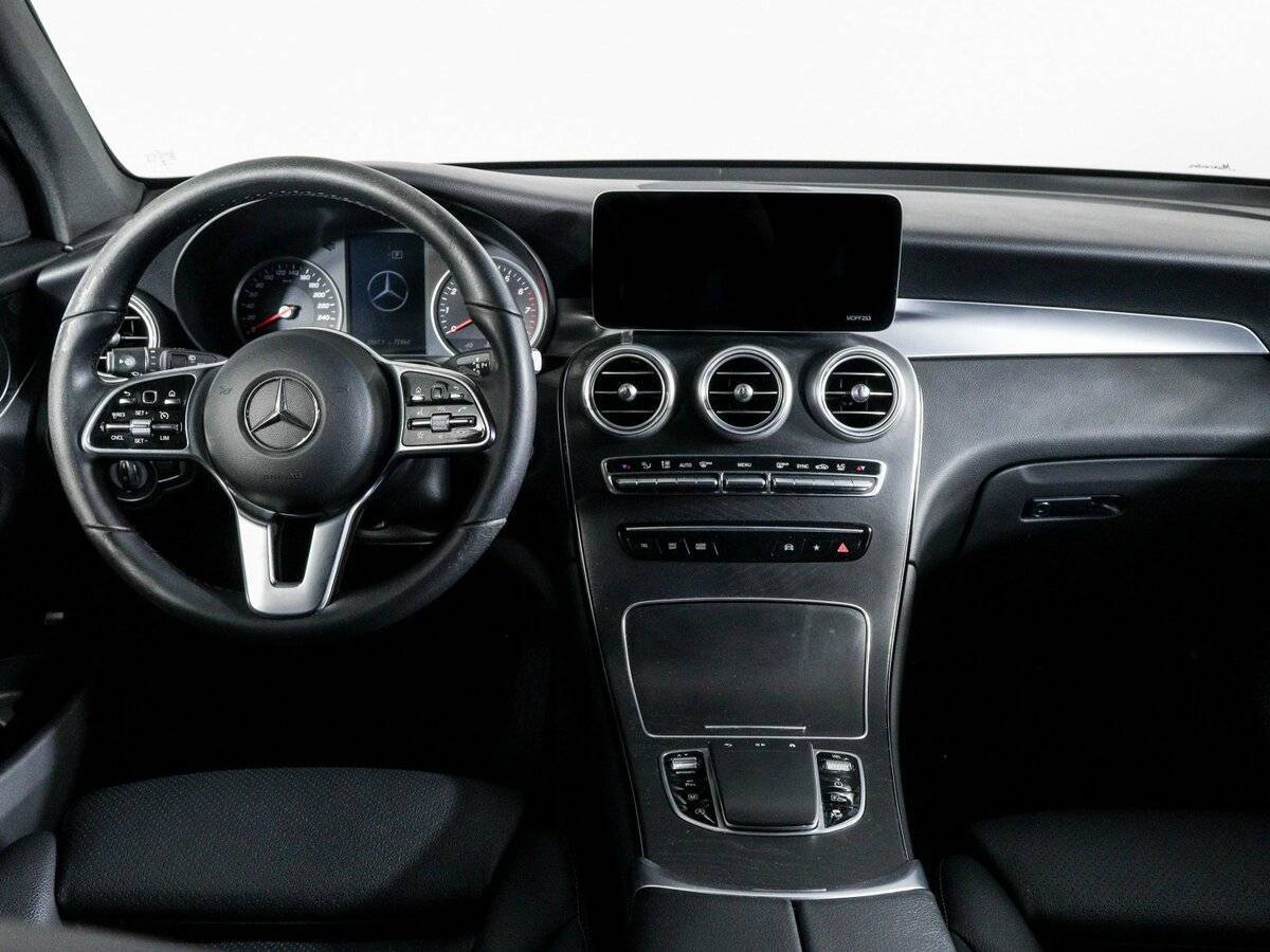 Mercedes-Benz GLC 200, 2021 - 72 900 км. | Фото №8