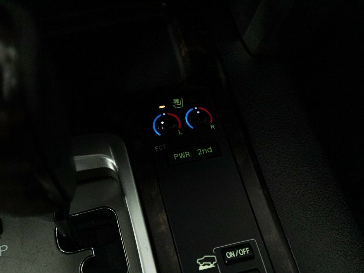 Toyota Land Cruiser, 2015 Фото №22