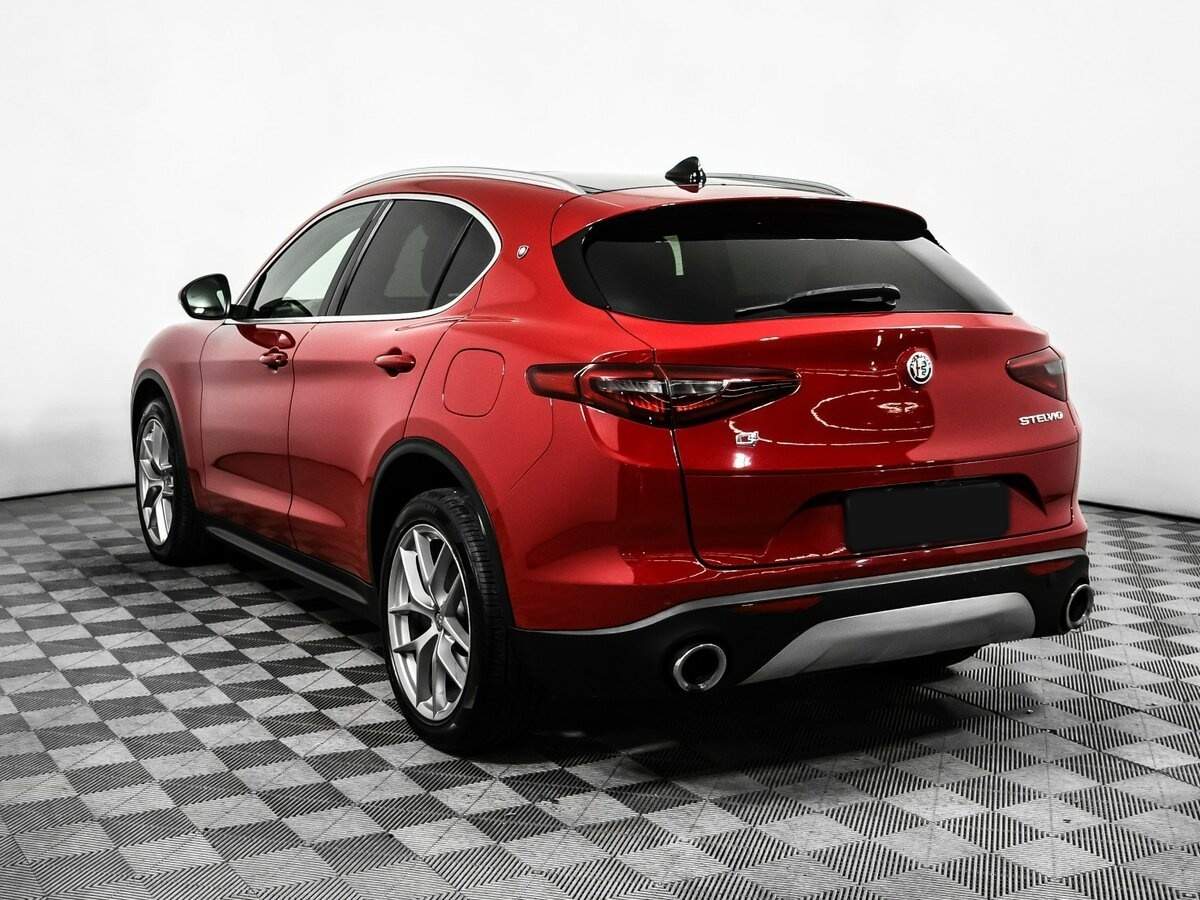 Alfa Romeo Stelvio, 2017 - 75 972 км. | Фото №7
