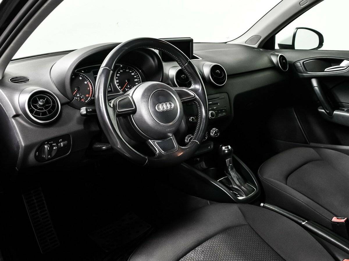 Audi A1, 2012 Фото №13