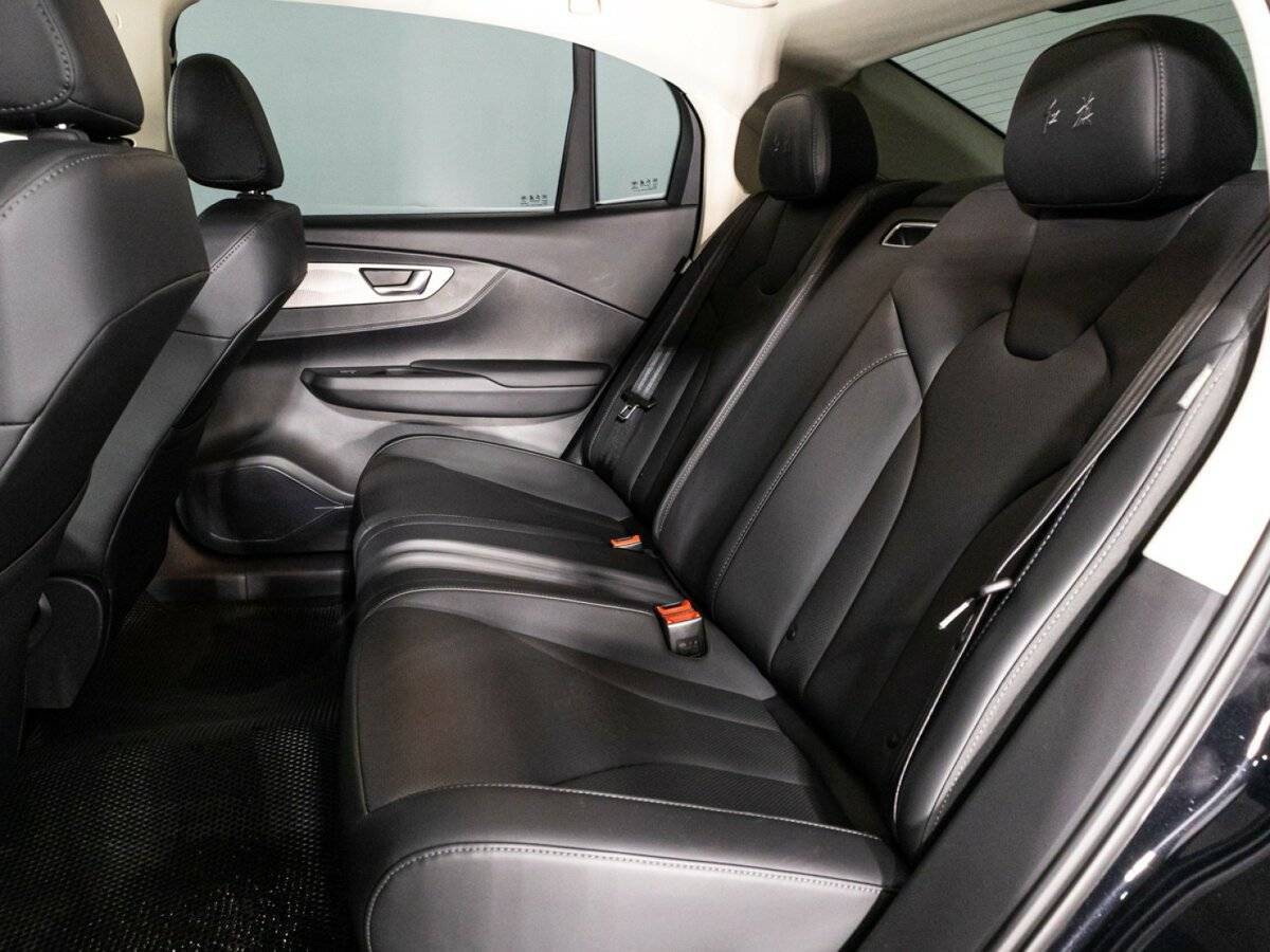 Hongqi E-QM5 54 kWh, 2022 Фото №10