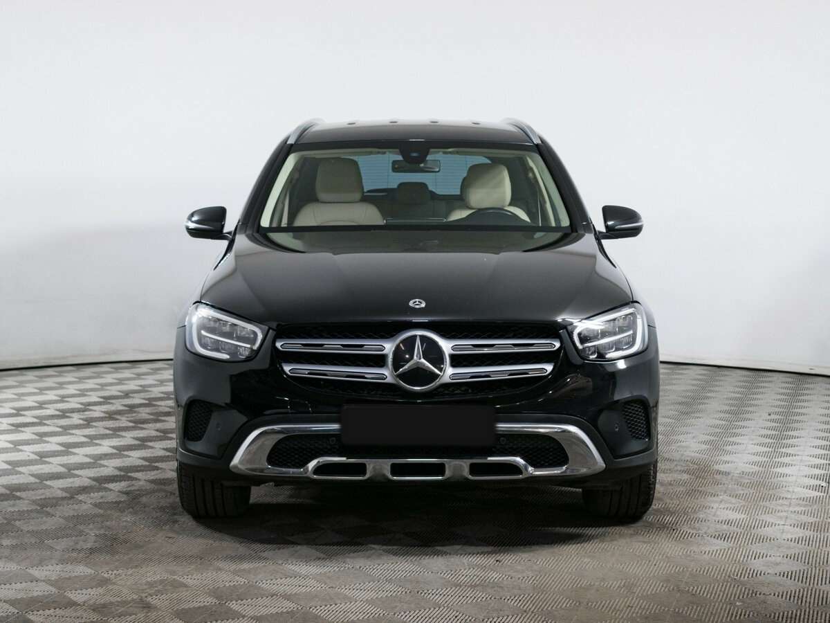 Mercedes-Benz GLC 200, 2021 - 41 000 км. | Фото №2