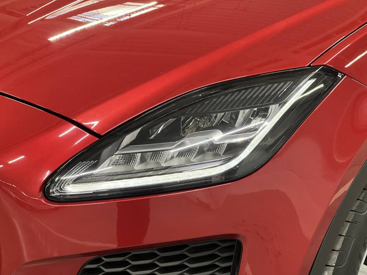 Jaguar E-Pace, 2018 Фото №17