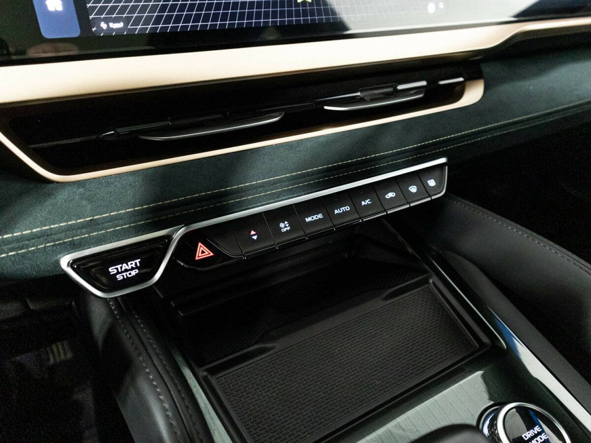 Geely Monjaro, 2023 Фото №22