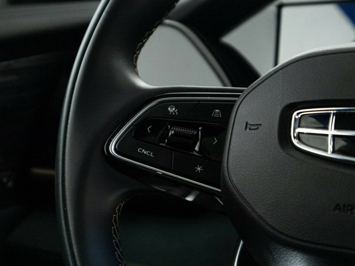 Geely Monjaro, 2023 Фото №26