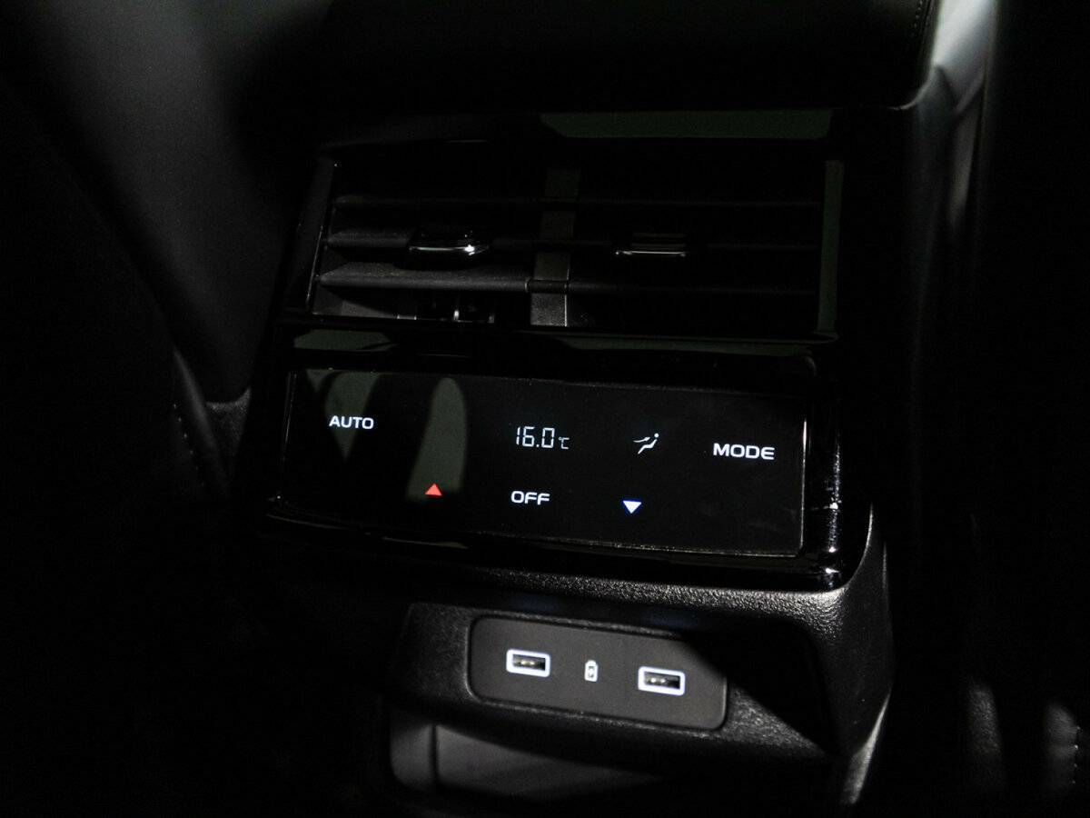 Geely Monjaro, 2023 Фото №27