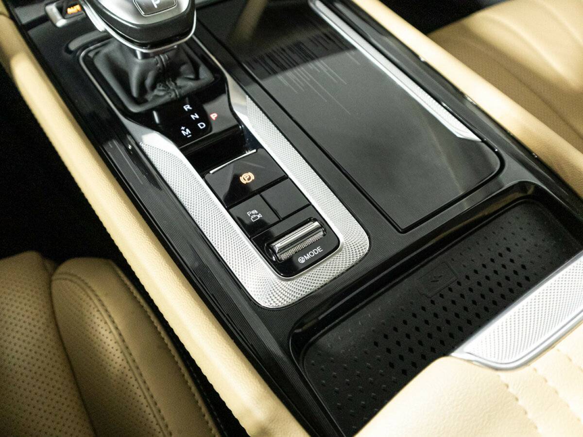 Hongqi H5, 2023 Фото №21