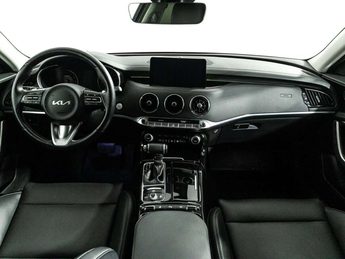 Kia Stinger, 2022 Фото №13