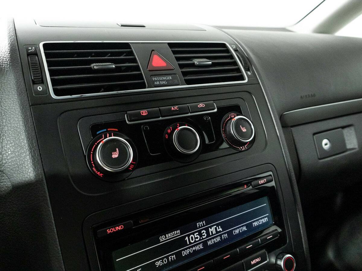 Volkswagen Touran, 2012 Фото №16